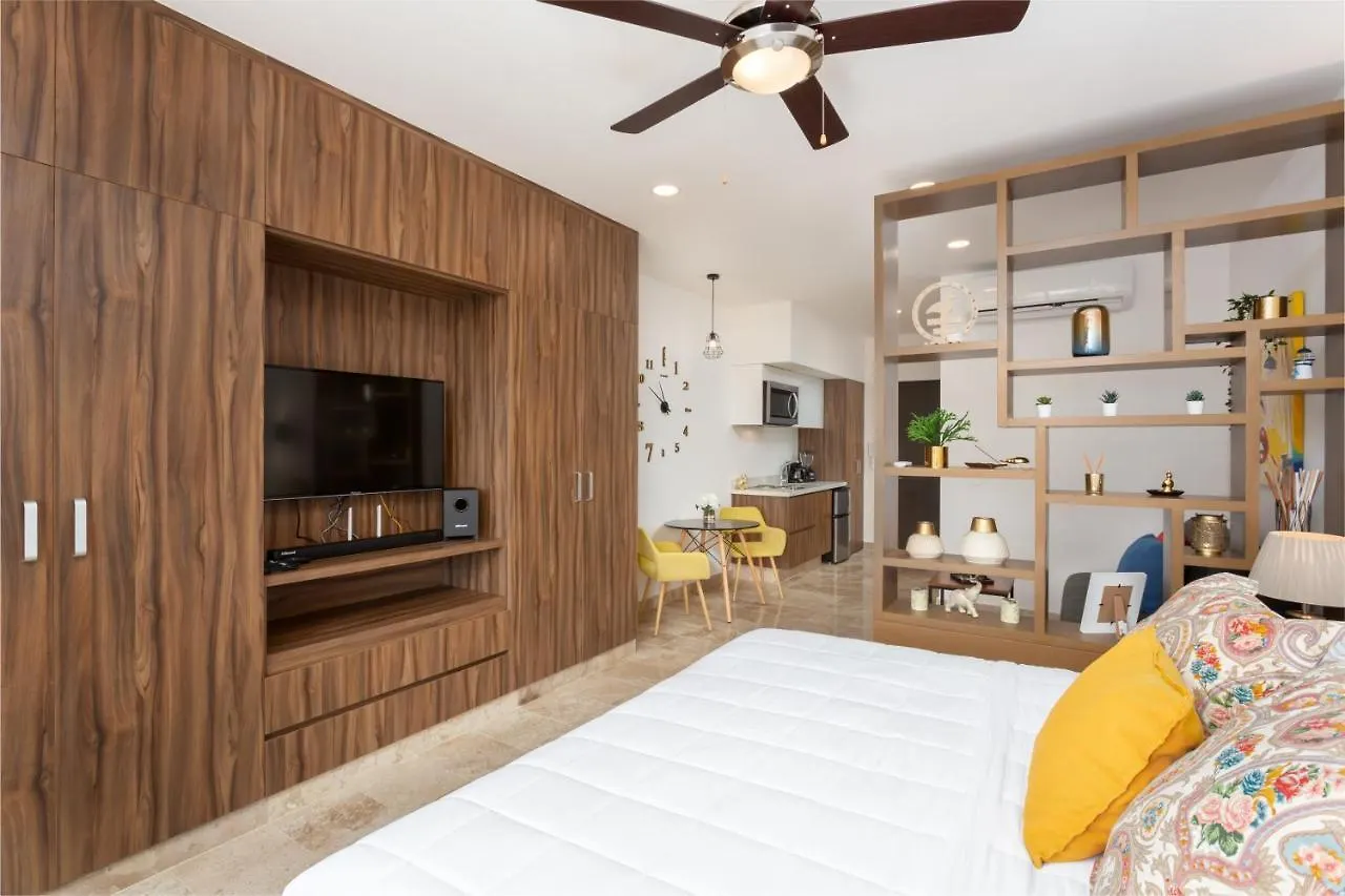 Studio Vanessa Beach 42 A 1 Min De La Playa Y 5Ta Av بلايا ديل كارمن 0*,